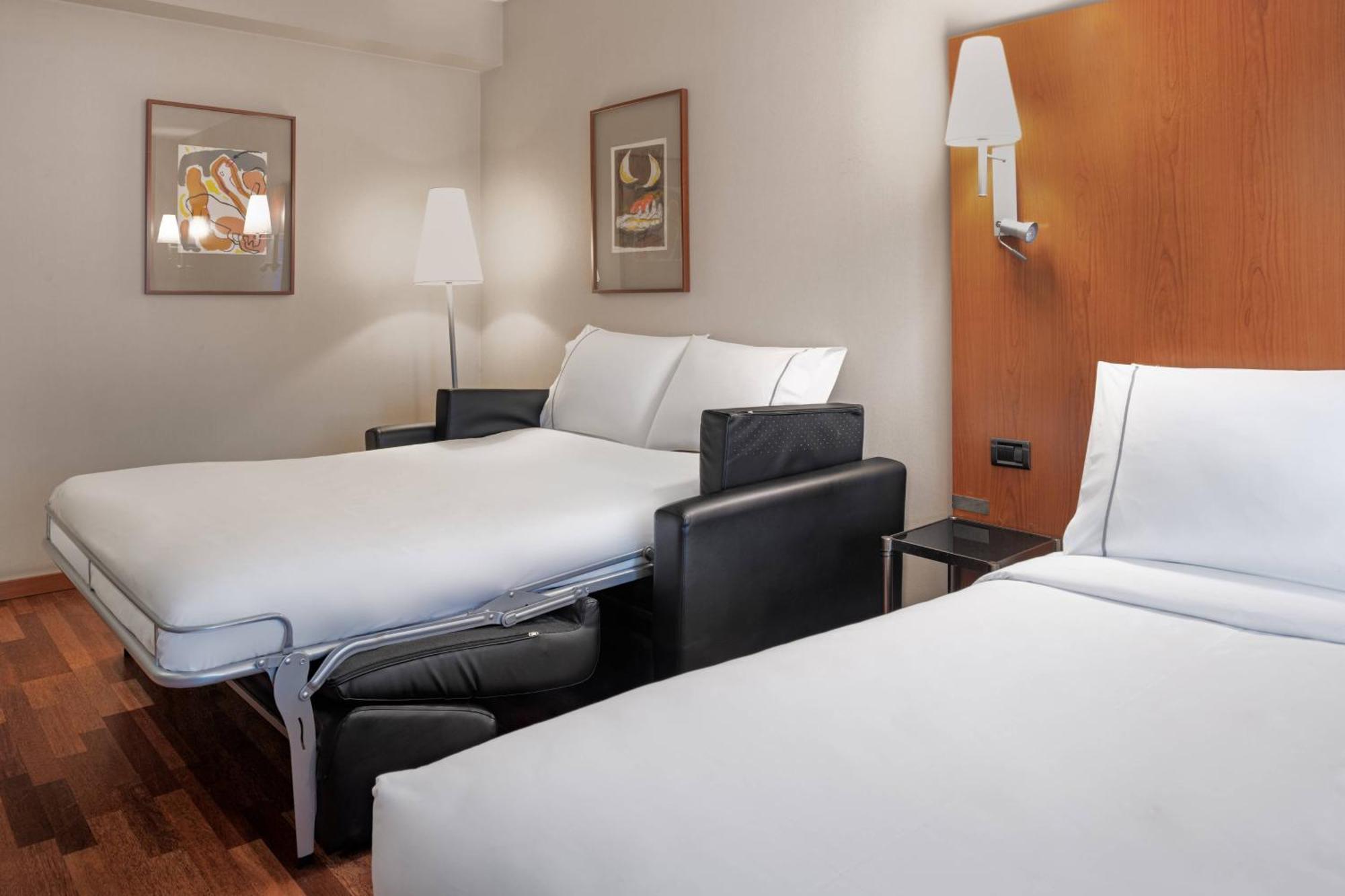 Ac Hotel Ponferrada By Marriott Extérieur photo