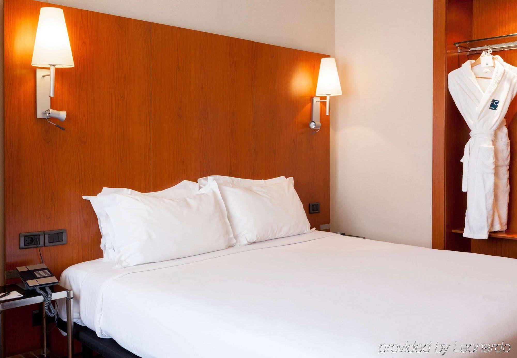 Ac Hotel Ponferrada By Marriott Extérieur photo